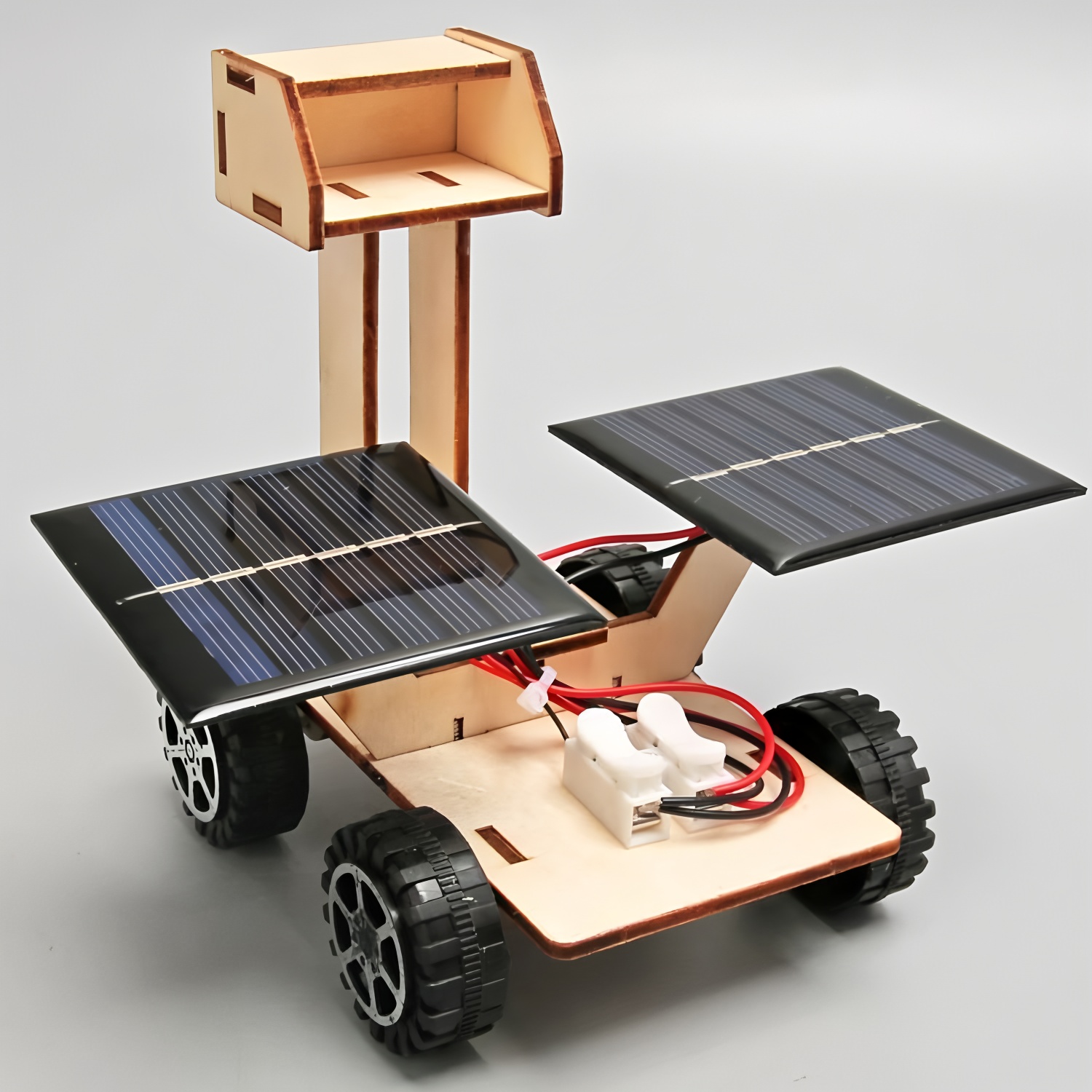 Samochód na energię słoneczną  – Stem Robotics Kit recenzja i cena